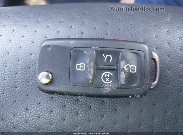 1VWMA7A31LC021956 2020 VOLKSWAGEN PASSAT Белый Вид панели приборов