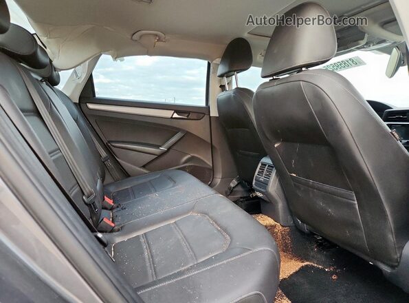 1VWWA7A39LC002452 2020 VOLKSWAGEN PASSAT Gray Rear seats view