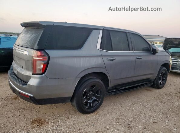 1GNSCLED2NR309945 2022 CHEVROLET TAHOE Gray Delantero derecho