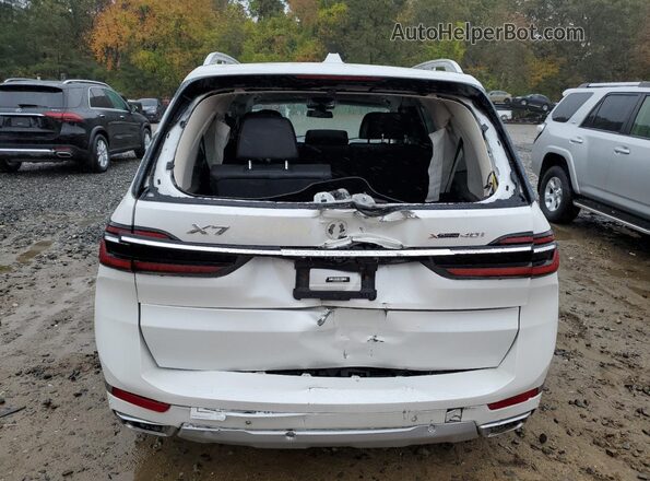 5UX23EM05P9P12225 2023 BMW X7 White Front interior view