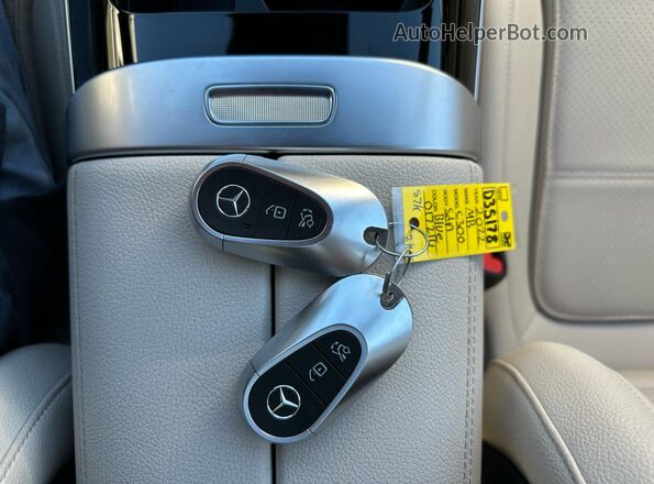 W1KAF4HB2NR017214 2022 MERCEDES-BENZ C Blue სალონის 360-გრადუსიანი ხედი