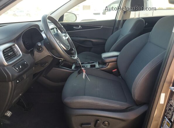 5XYPGDA59KG493184 2019 KIA SORENTO Brown Vista del salpicadero
