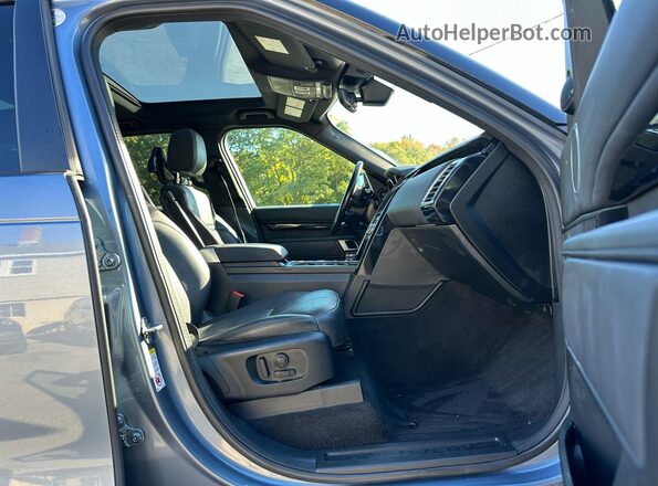 SALRG2RV9L2419320 2020 LAND ROVER DISCOVERY Silver Widok deski rozdzielczej