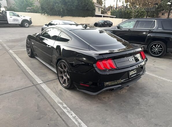 1FA6P8CF1L5176993 2020 FORD MUSTANG Black Przód prawy