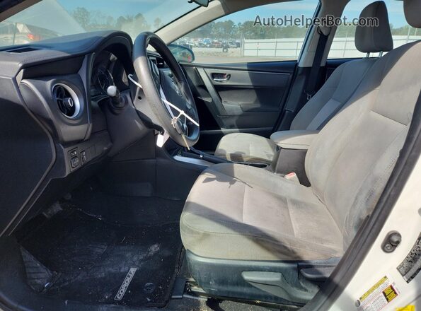 5YFBURHE9KP895756 2019 TOYOTA LL White Widok deski rozdzielczej