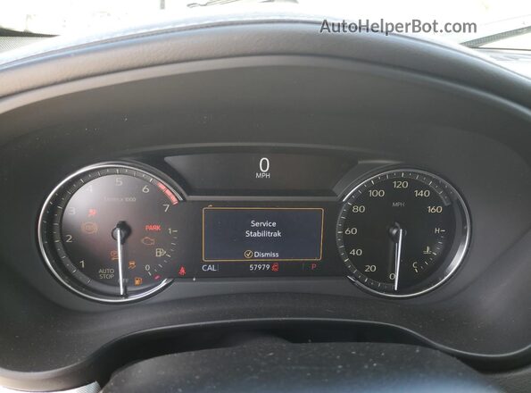 1GYFZCR45LF101991 2020 CADILLAC XT4 White Widok tylnych siedzeń