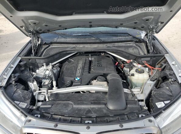 5UXKU0C53K0H99586 2019 BMW X6 Silver Widok naklejki z numerem VIN