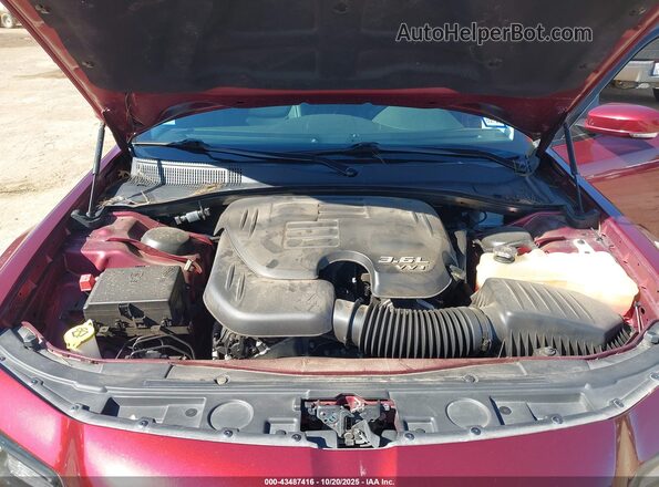 2C3CCAAG1MH676100 2021 CHRYSLER 300 Красный 