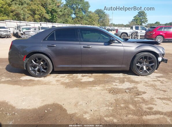 2C3CCAAG3MH529437 2021 CHRYSLER 300 Серый Вид задней части салона