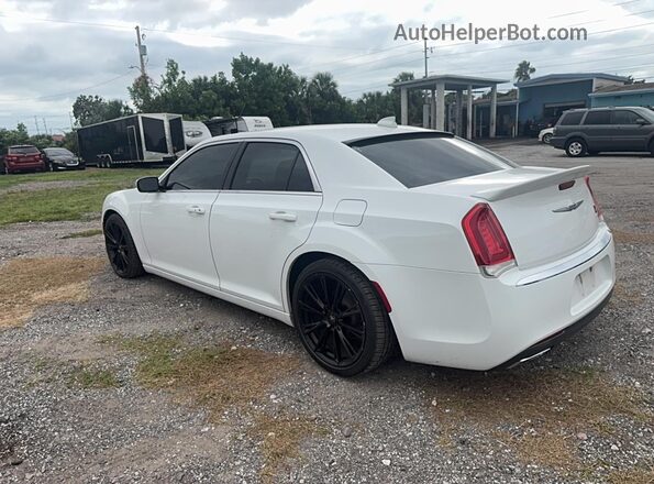 2C3CCAAG5LH115641 2020 CHRYSLER 300 White Tył prawy