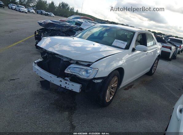 2C3CCAAG5MH604168 2021 CHRYSLER 300 White Front left