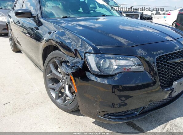 2C3CCAAG5MH637011 2021 CHRYSLER 300 Черный 