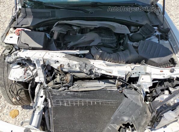 2C3CCAAG8NH221861 2022 CHRYSLER 300 White Սալոնի հետևի տեսք