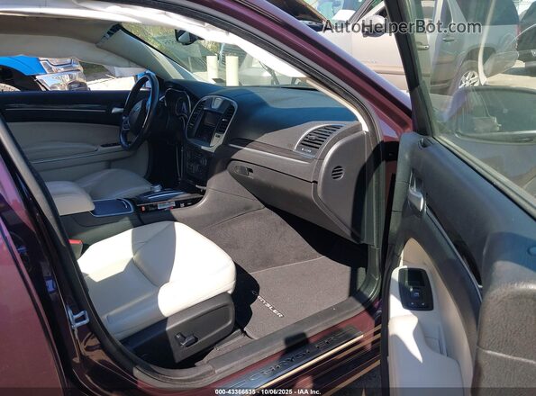 2C3CCAAG9LH213541 2020 CHRYSLER 300 Purple Front interior view