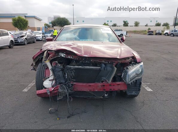 2C3CCABG0MH541253 2021 CHRYSLER 300 Красный Вид задней части салона