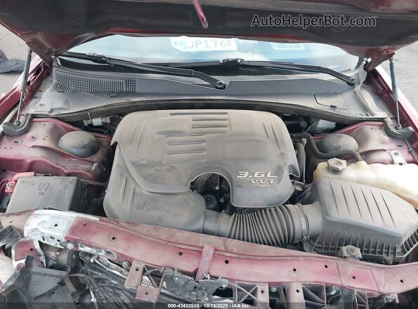 2C3CCABG0MH541253 2021 CHRYSLER 300 Красный Вид сзади