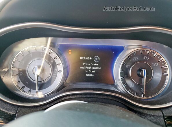 2C3CCABG1MH685426 2021 CHRYSLER 300 Gray Instrument cluster view