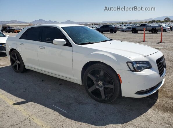 2C3CCABG2MH529170 2021 CHRYSLER 300 Белый Передняя правая четверть