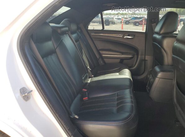 2C3CCABG2MH529170 2021 CHRYSLER 300 Белый Вид задних сидений
