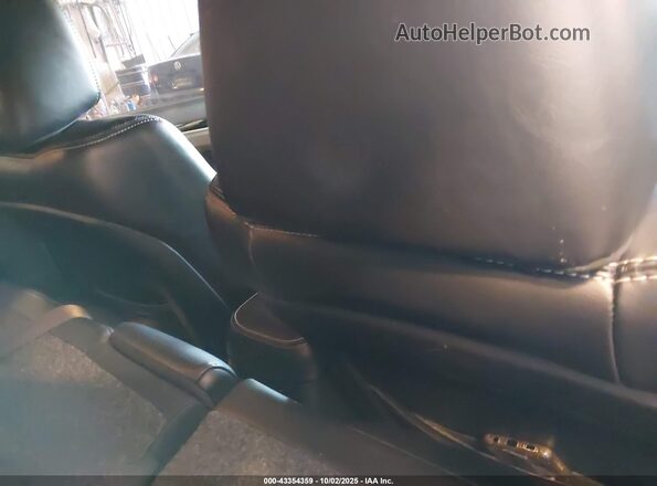2C3CCABG4KH682842 2019 CHRYSLER 300 Black VIN կոդի պիտակի տեսք