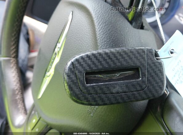 2C3CCABG5JH214035 2018 CHRYSLER 300 Серебряный Вид панели приборов