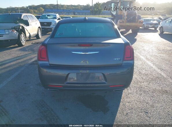 2C3CCABG6JH142973 2018 CHRYSLER 300 Gray 