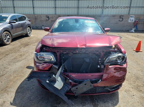 2C3CCABG6NH228872 2022 CHRYSLER 300 Burgundy Widok z przodu