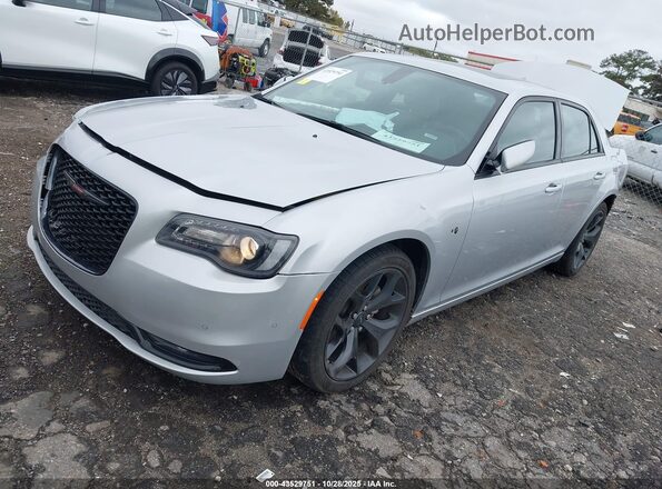 2C3CCABG6PH573130 2023 CHRYSLER 300 Silver Передня ліва чверть
