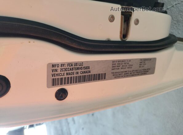 2C3CCABT6MH515835 2021 CHRYSLER 300 White Widok komory silnika