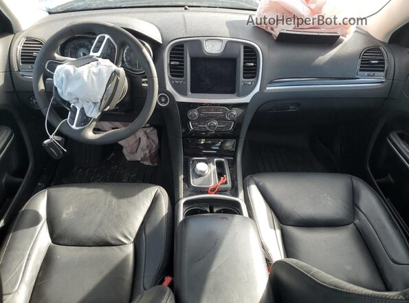 2C3CCADGXPH552410 2023 CHRYSLER 300 Gray Widok deski rozdzielczej