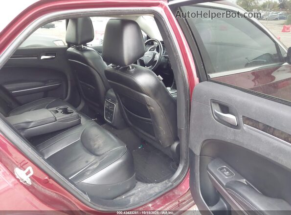 2C3CCAEG3GH212059 2016 CHRYSLER 300 Maroon Widok naklejki z numerem VIN