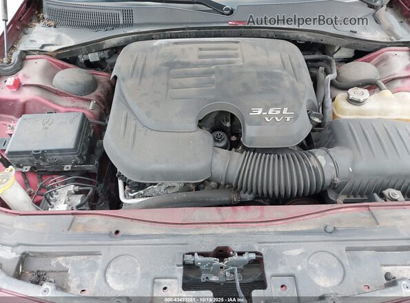 2C3CCAEG3GH212059 2016 CHRYSLER 300 Maroon Widok z tyłu