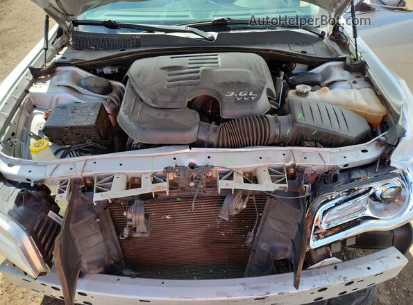 2C3CCAEG5LH115343 2020 CHRYSLER 300 Silver Vista interior trasera