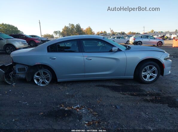 2C3CDXBG5NH143134 2022 DODGE CHARGER Silver Սալոնի հետևի տեսք
