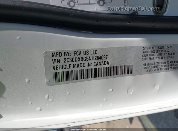 2C3CDXBG5NH264097 2022 DODGE CHARGER Белый Вид подкапотного пространства