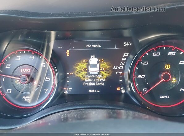 2C3CDXBG8NH216867 2022 DODGE CHARGER Gray Widok tylnych siedzeń