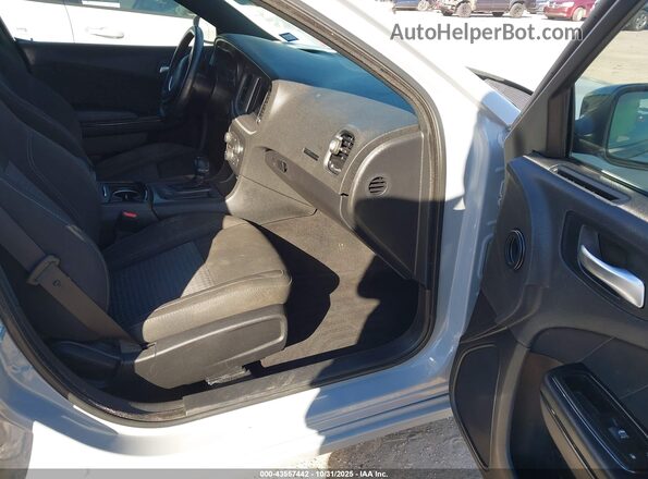 2C3CDXBG8NH216867 2022 DODGE CHARGER Gray Widok wnętrza z przodu