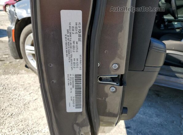 2C3CDXBG9KH698941 2019 DODGE CHARGER Gray Engine compartment view