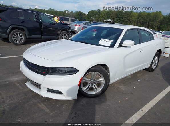 2C3CDXBG9NH201505 2022 DODGE CHARGER White Vista tres cuartos delantera izquierda