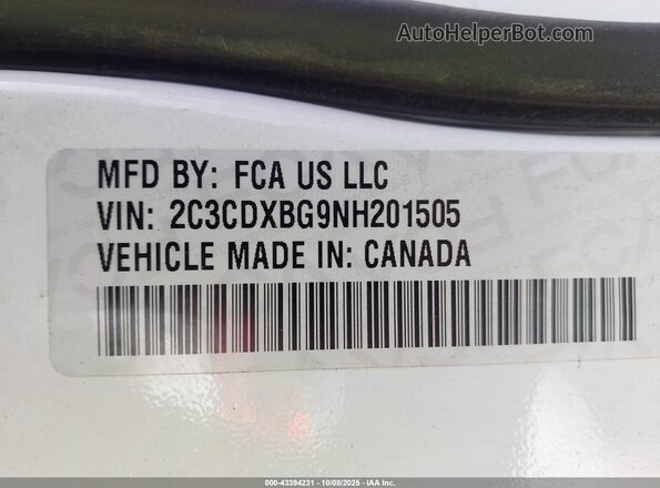 2C3CDXBG9NH201505 2022 DODGE CHARGER White Vista del compartimento del motor