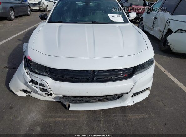 2C3CDXBG9NH201505 2022 DODGE CHARGER White Vista interior trasera