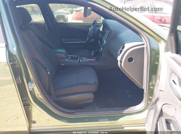 2C3CDXBGXNH176906 2022 DODGE CHARGER Зеленый Вид салона спереди