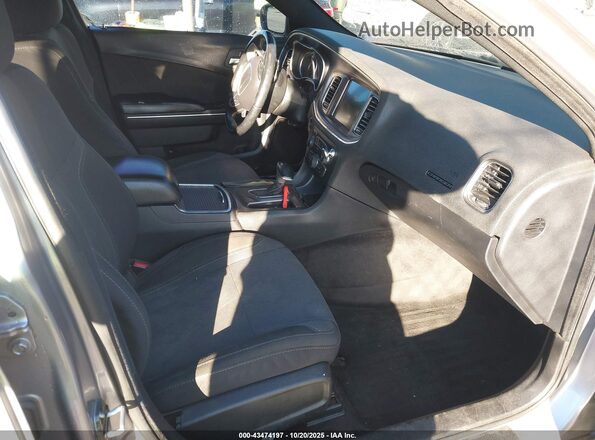 2C3CDXCT5GH186533 2016 DODGE CHARGER Silver Widok wnętrza z przodu