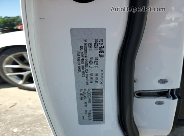 2C3CDXHG1LH150103 2020 DODGE CHARGER White Vista del compartimento del motor
