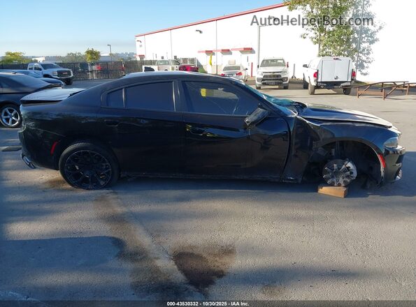 2C3CDXJG2NH120783 2022 DODGE CHARGER Черный Вид задней части салона