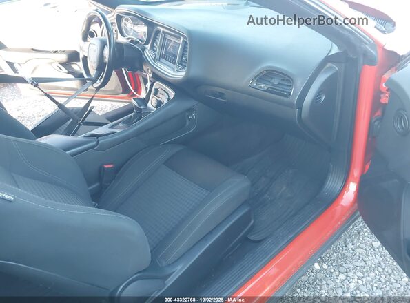 2C3CDZAG1KH534631 2019 DODGE CHALLENGER Оранжевый Вид салона спереди