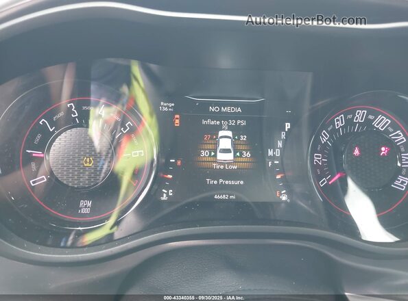 2C3CDZAG1LH151161 2020 DODGE CHALLENGER Серебряный Вид задних сидений