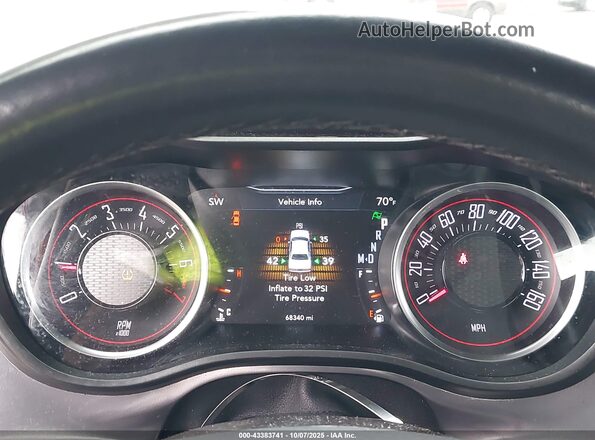 2C3CDZAG1MH615826 2021 DODGE CHALLENGER Maroon Вид задніх сидінь