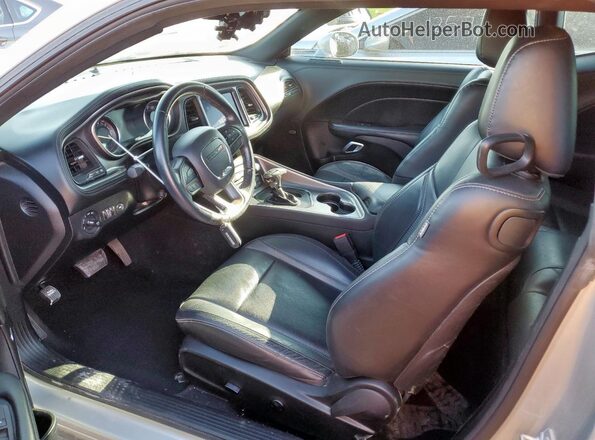2C3CDZAG3LH146561 2020 DODGE CHALLENGER Silver Front interior view