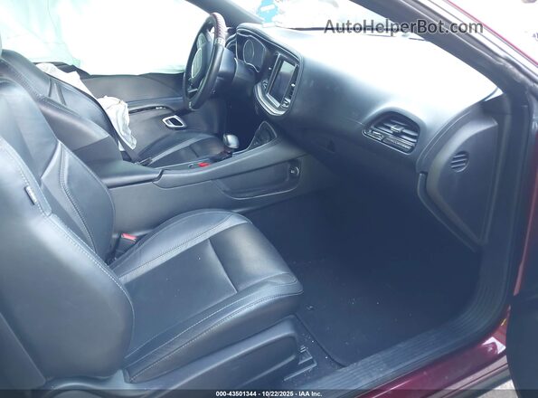 2C3CDZAG7LH146580 2020 DODGE CHALLENGER Бордовый Вид салона спереди